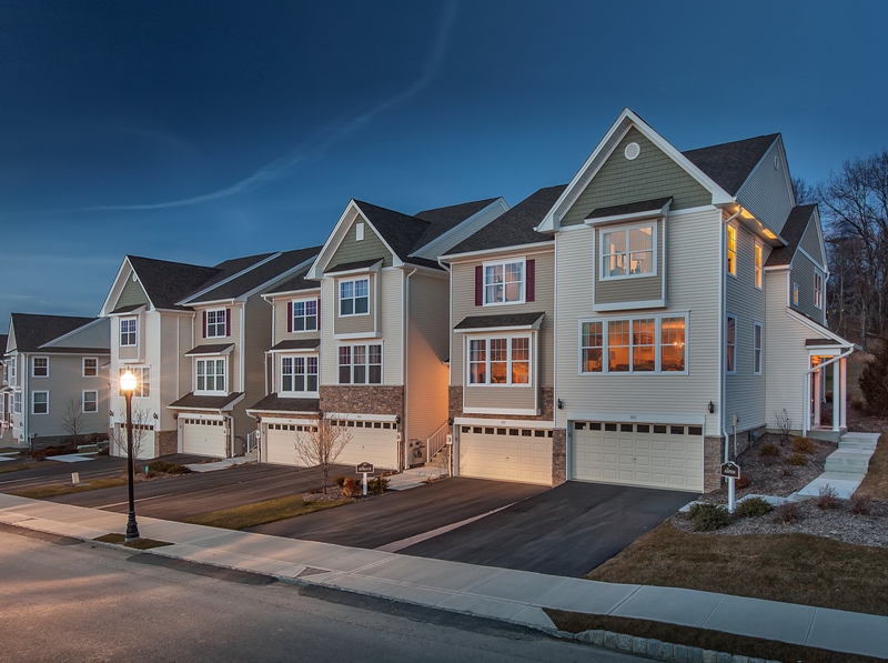 “Quick Delivery” Townhomes the Final Opportunities at The Grove at New Windsor in Orange County,&nbsp;N.Y.