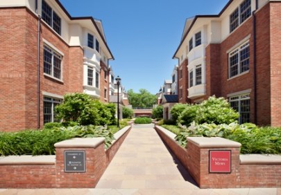 palmer-square-exterior