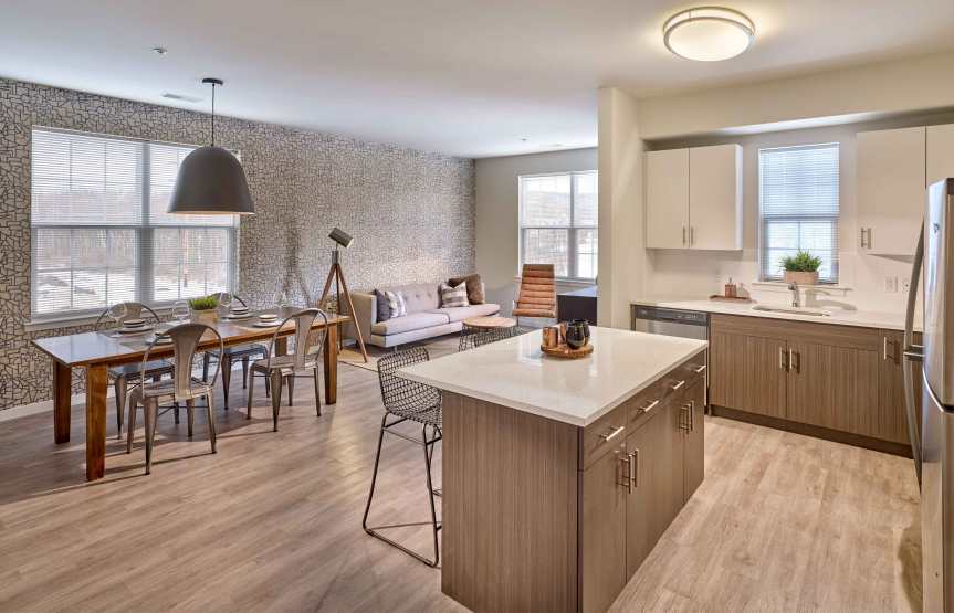 Debut of New Fully-Furnished Model Marks Launch of Leasing for New Condo-Style Apartments at Southgate&nbsp;Middletown
